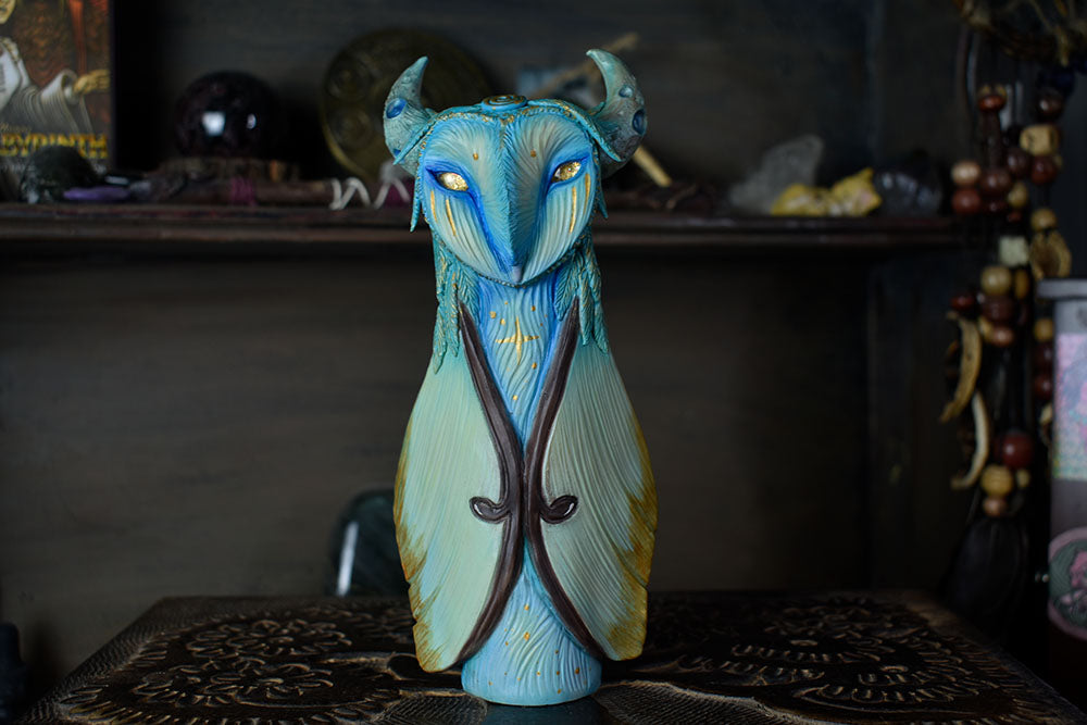Barn Owl Luna Moth - 7.5