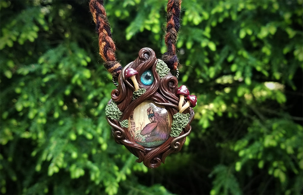 Yggdrite Painting Necklace