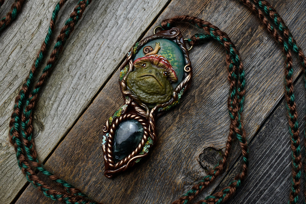 Toad with Seraphinite Necklace