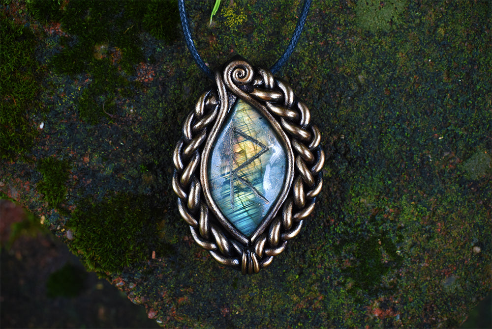RAIDHO Rune Carved Labradorite Necklace